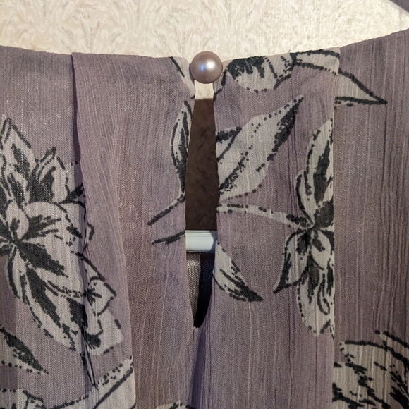 Trovaré Purple Blouse - Picture 3 of 6